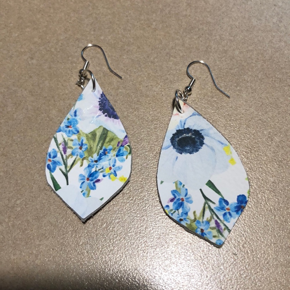 Leather teardrop earrings, handmade